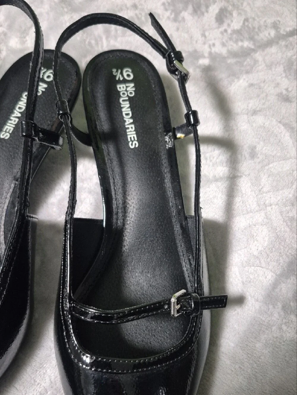 No Boundaries Black Patent Shiny Pointed-Toe Slingback Kitten Heel